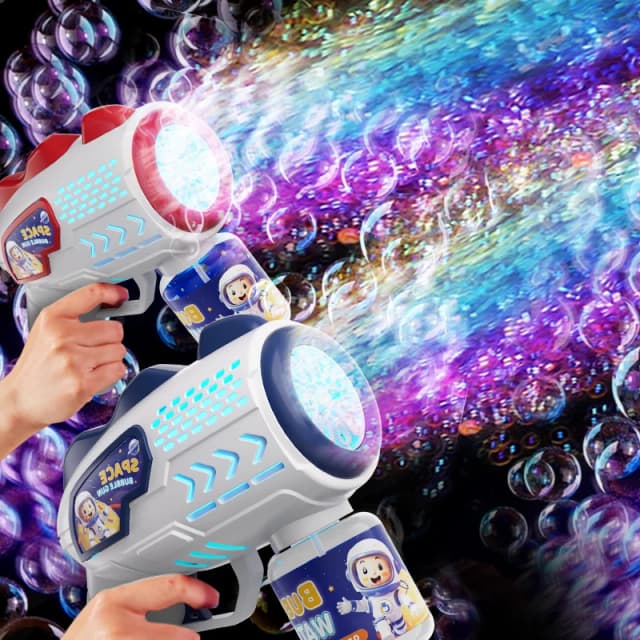 Astronauta elétrica bolha arma crianças brinquedo bolhas máquina soprador de sabão automático com luz verão ao ar livre jogos festa presente das crianças