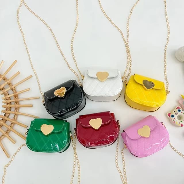 Bonito meninas mini bolsa de ombro para crianças moda moeda bolsa pequenas bolsas linda couro patente sacos do mensageiro das crianças