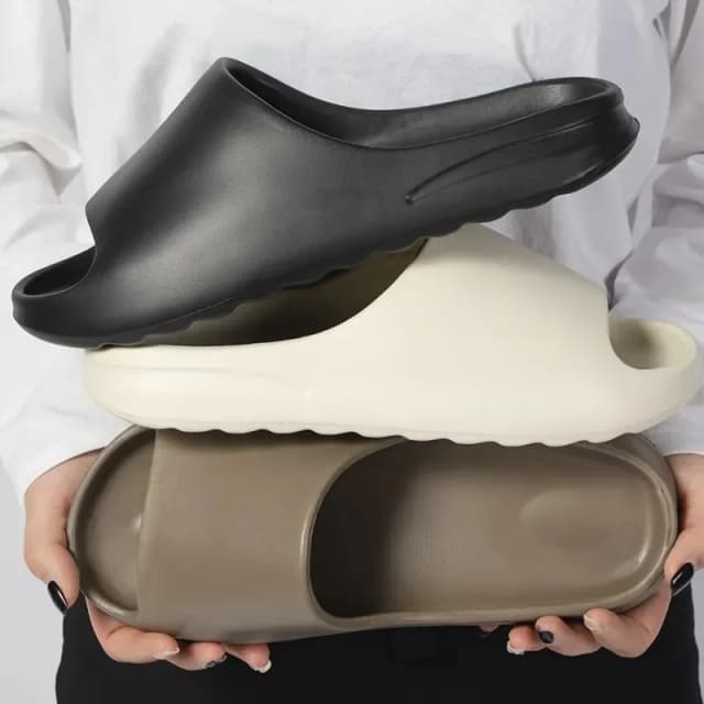 Chinelos masculinos de plataforma antiderrapante para banheiro, fundo grosso, slides de estilo fashion, sapatos de grife de tendências, chinelos femininos, verão