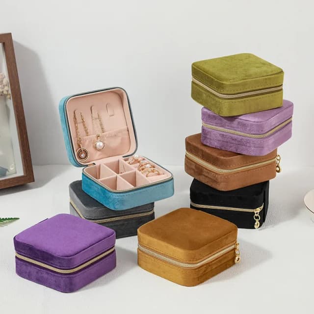 Caixa de jóias de veludo para mulheres colar anel brincos organizador titular viagem portátil zíper quadrado caso armazenamento jóias